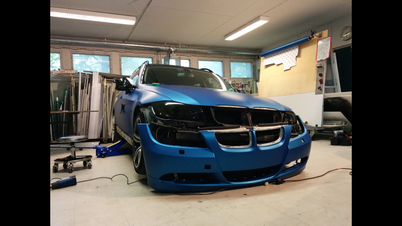 Car wrapping - BMW e91 330d 3M matte blue metallic