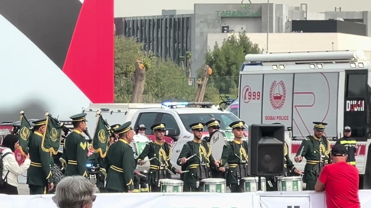 Dubai Police Band performing |#adnanshahidkhokhar #dubai #dubaipolice 