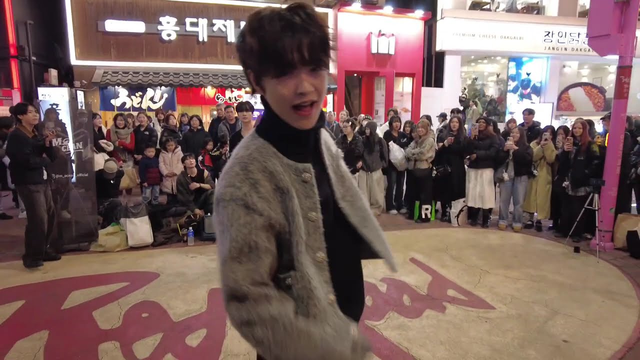 Mocean#모션 HongDae#홍대 Busking#버스킹 20251210 DJI