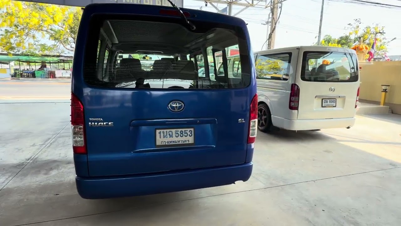 รถตู้โม่งน้อย ปี2015 ดีเซล เกียร์ธรรมดา ลดราคาต้อนรับสงกรานต์ จาก599,000 ลดเหลือ 499,000 เท่านั้น