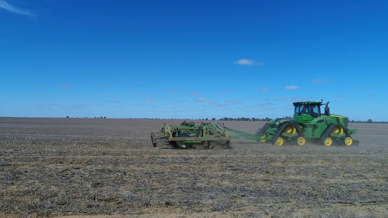 9m Gessner HDR-6011 deep ripping in Geraldton, Australia