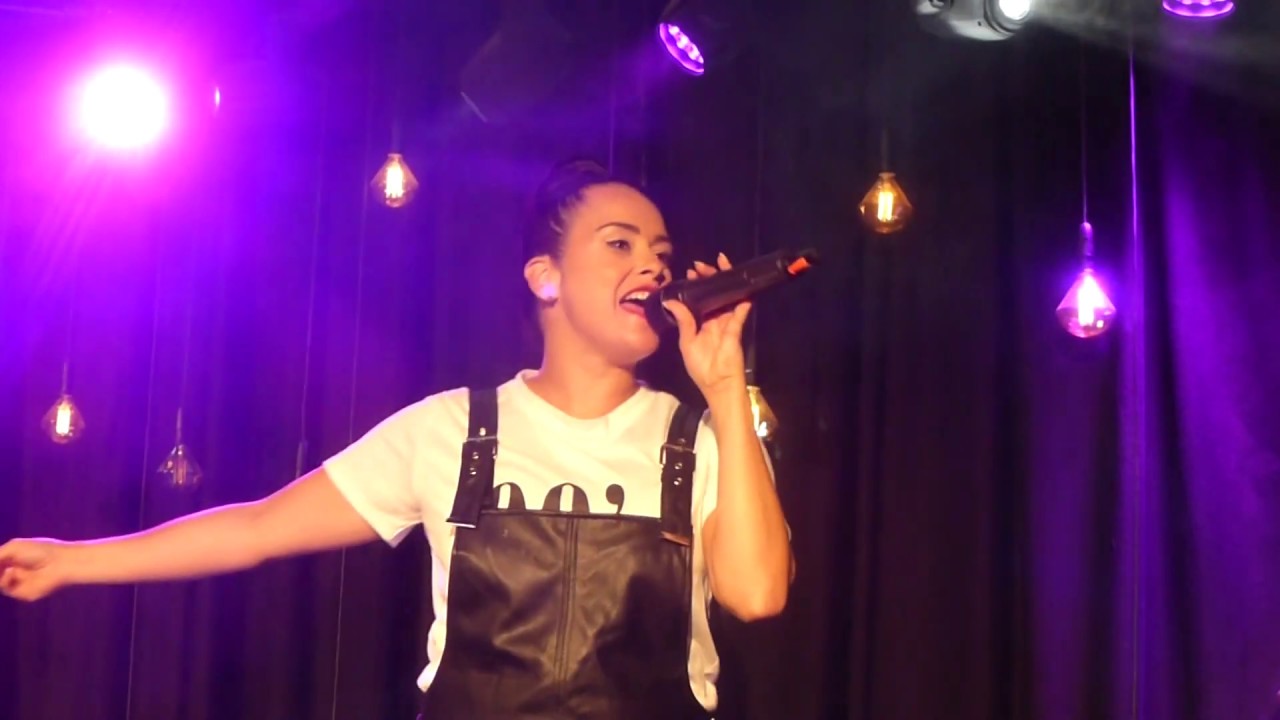 Lolly - Viva La Radio & Girls Just Wanna Have Fun ( Pontins Camber Sands 90s & 00s Weekender 2019 )