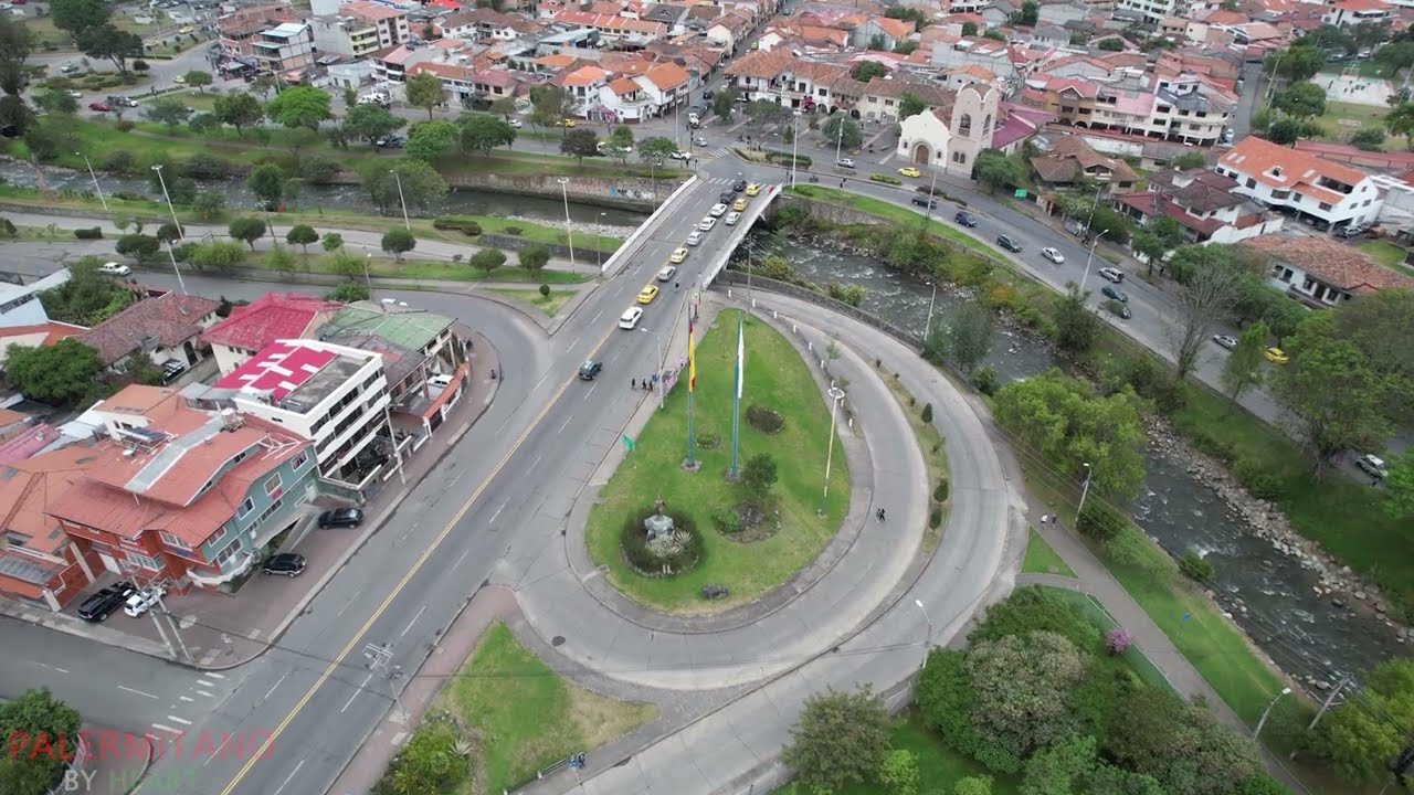 ECUADOR | CUENCA | 4K DRONE FOOTAGE | Monumento Atahualpa