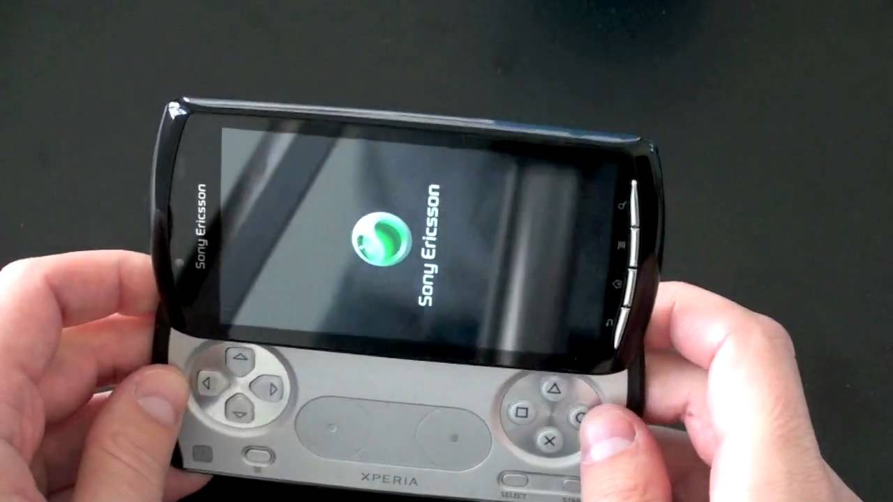 Xperia Play Unboxing & Thumbs On! (The Playstation Phone)