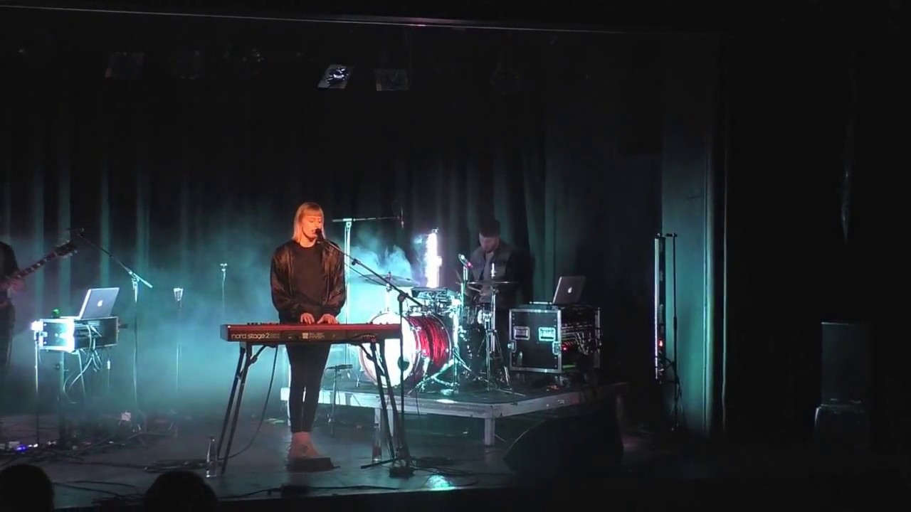 LEA Live - Konzert & Interview / Michi meets @ Scheune Dresden