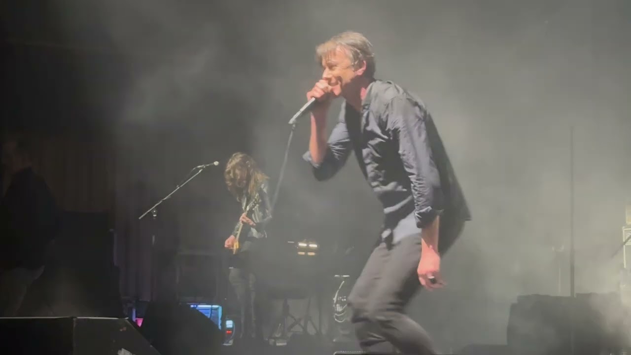 Suede - Tribe (new song, live) - Bristol Beacon, Bristol, 2 Feb 2026