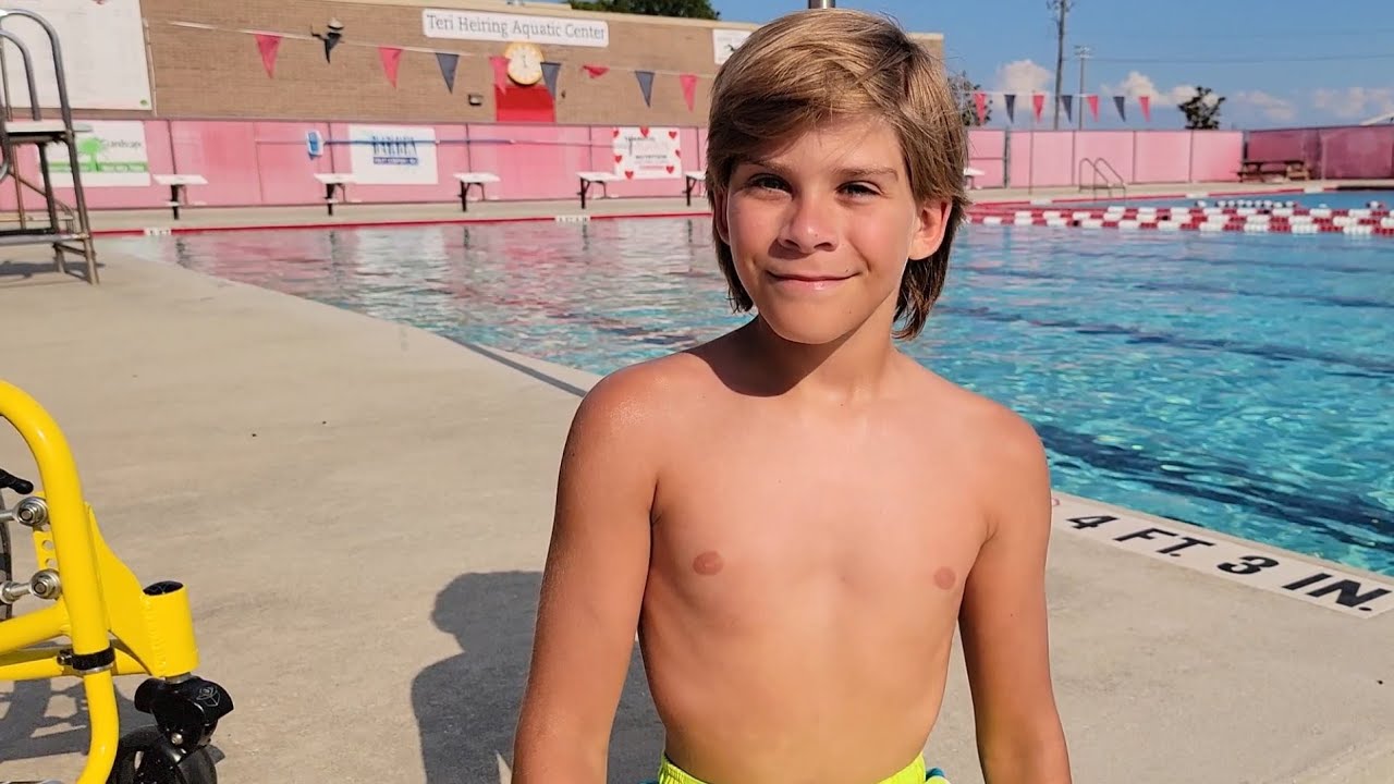 I'm Racin.  My 1st Swim Meet.  Spina Bifida Has It’s Limitations. But I Don't Limit Myself. ♿️🏊‍♂️💪🔥