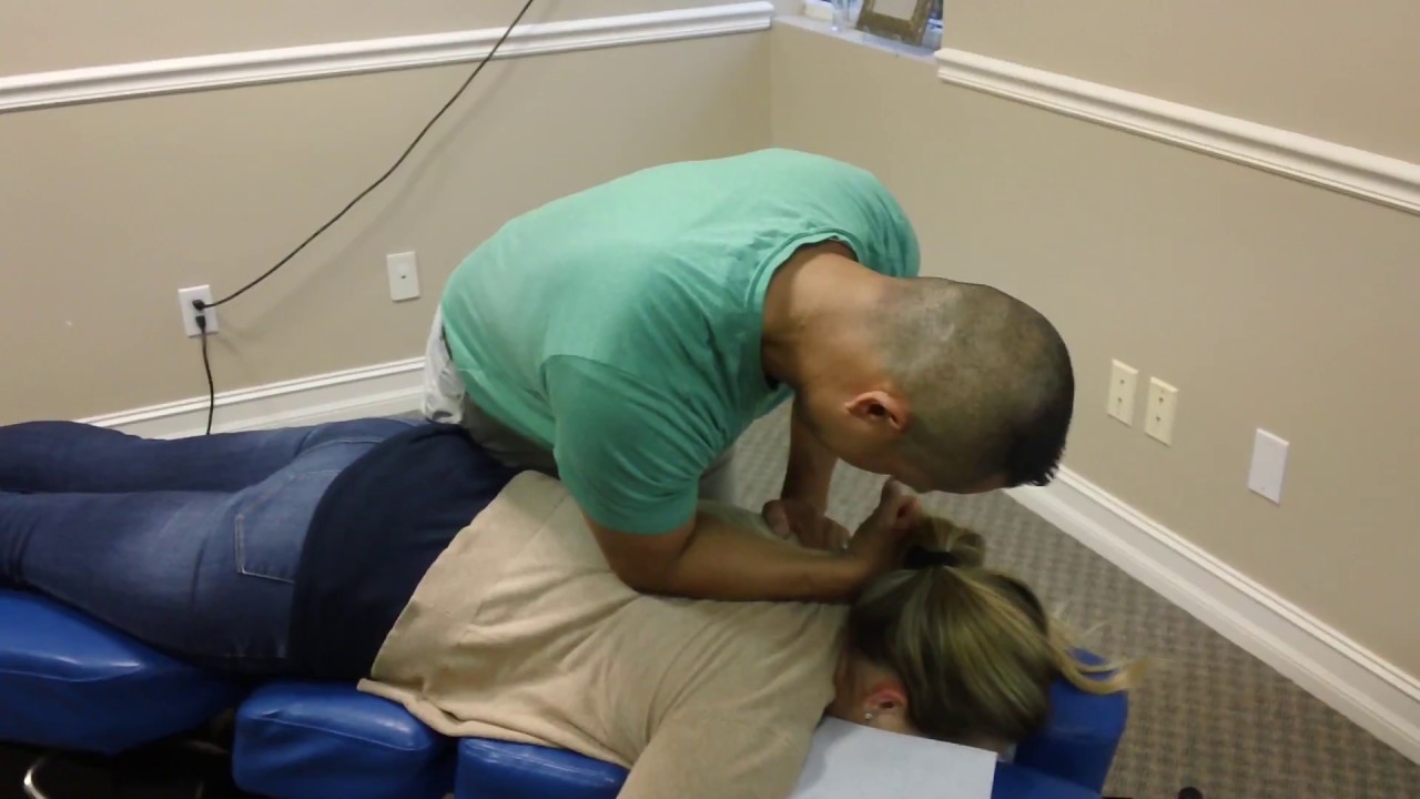 Gulfshore Chiropractic Clinics- Neck & Back Adjustment- *LOUD* Neck Crack