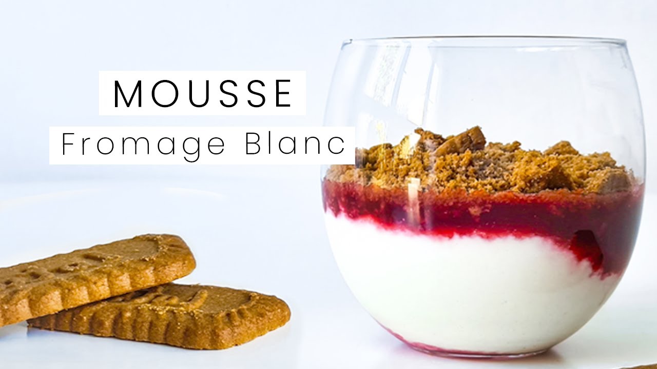 Mousse de Fromage Blanc, Coulis aux Fruits Rouges & Spéculoos