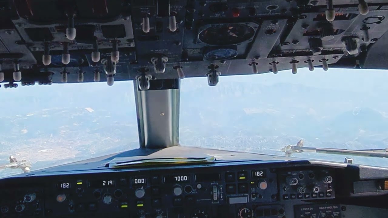 Inside the Flight Deck: Final Approach & Landing View