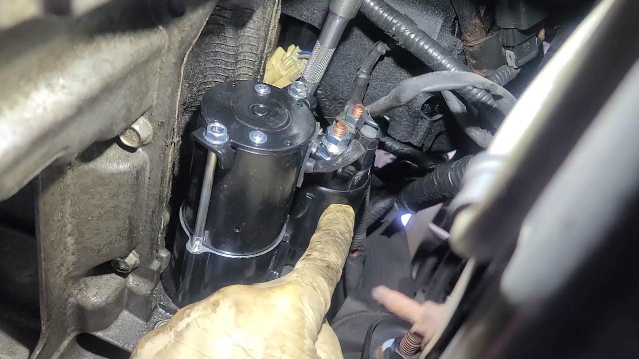 2013 Chevy Captiva 4cyl starter replacement