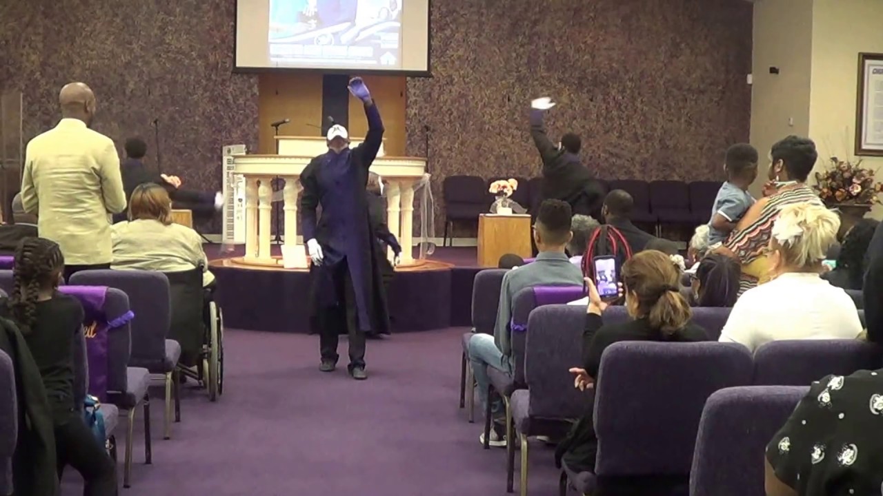 Soldiers of Christ - So Amazing mime dance