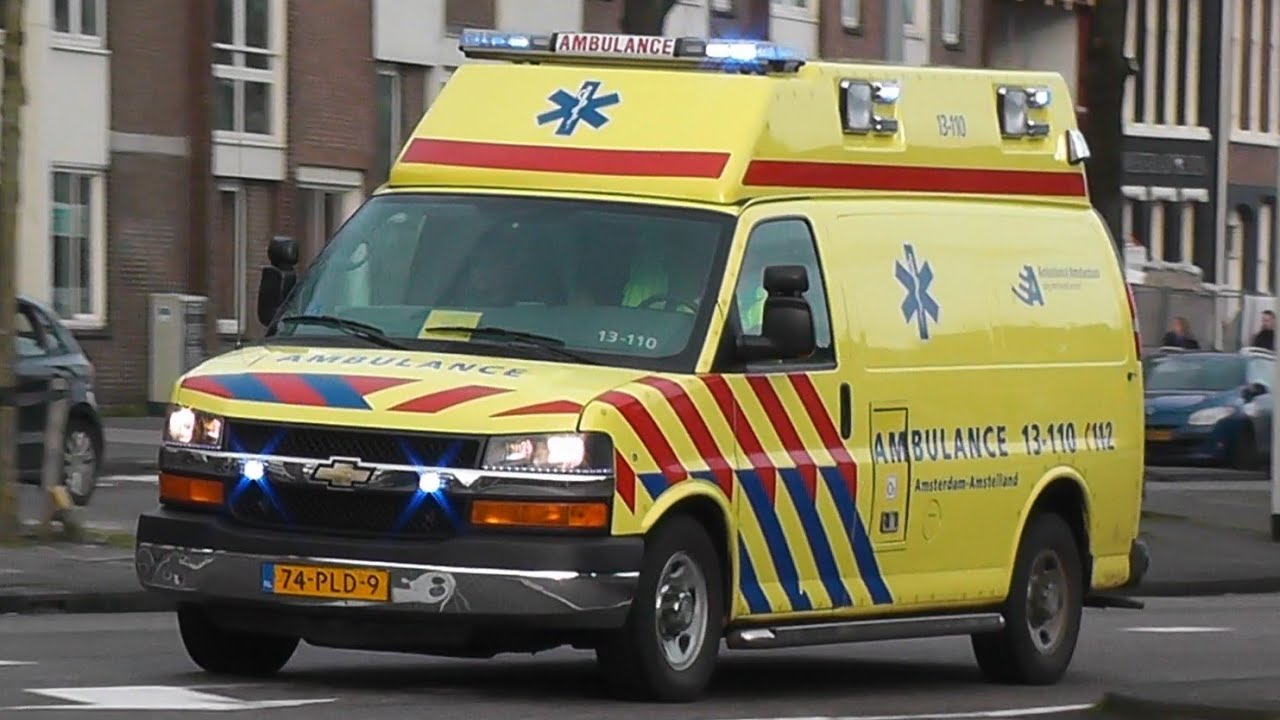 [Archief] Compilatie 13-110 GGD Chevrolet Ambulance met Spoed onderweg in Amsterdam naar meldingen