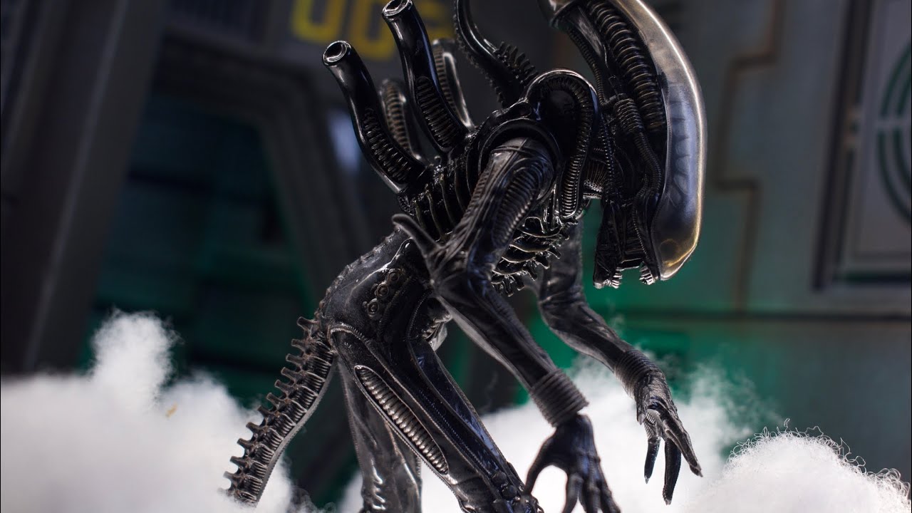 Mezco One:12 Collective ALIEN Big Chap Review