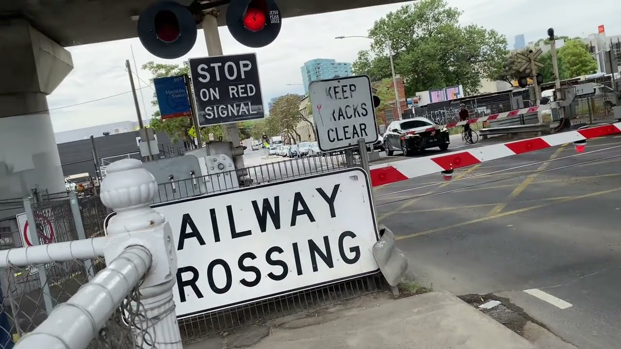 Macaulay Road North Melbourne/Macaulay Station - Metro Level Crossing