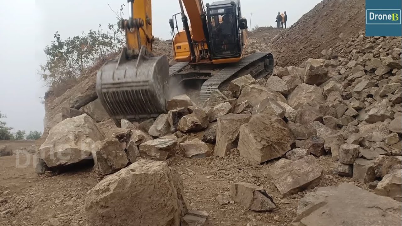 Clearing Stones-Making Hilly Vehicles Passable Road-JCB Excavator