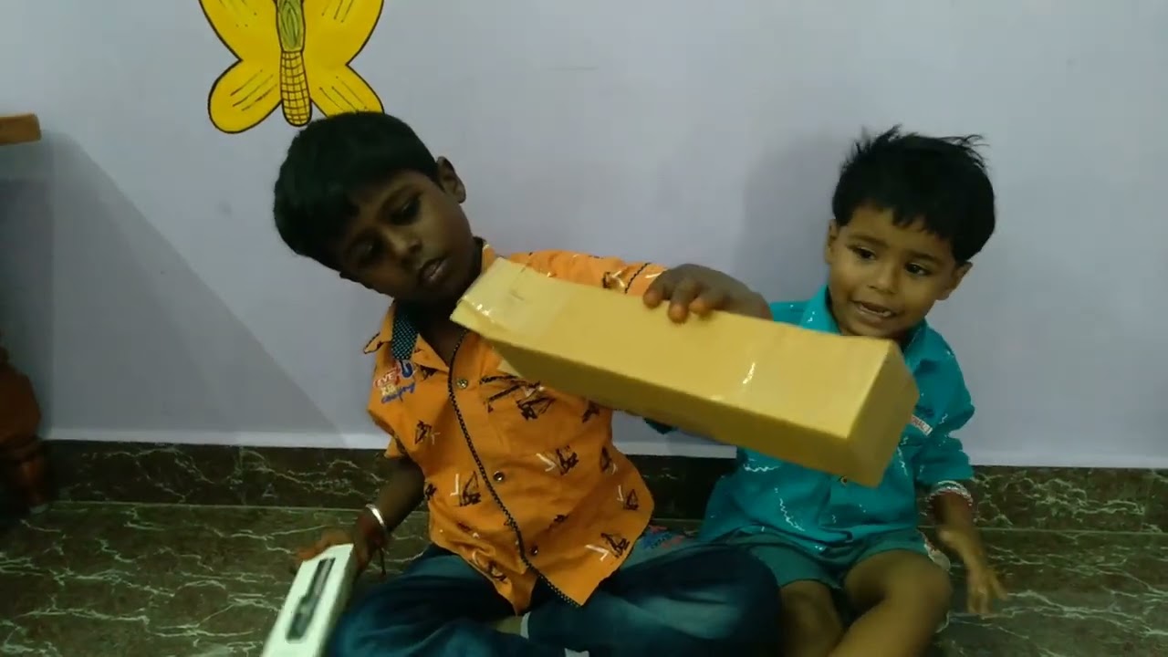 New Selfie Stand || Karthik Vallam || YouTube Channel