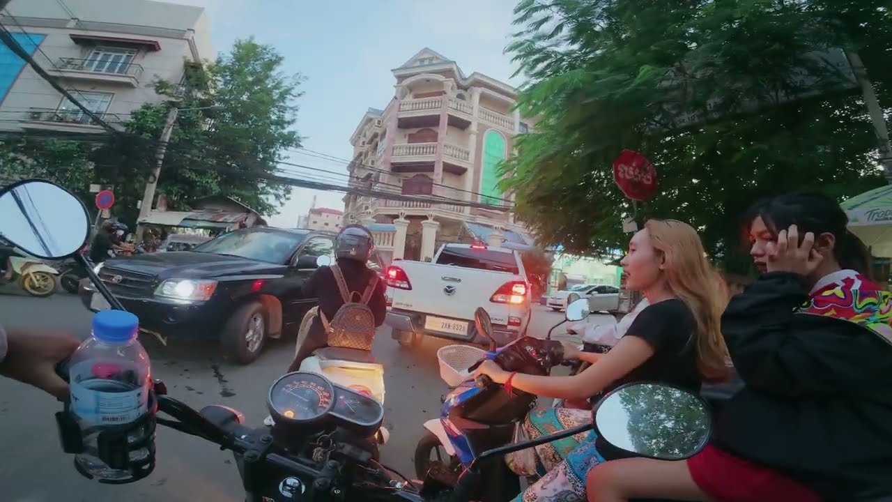 #1 Trafic Life -Phnom penh Cambodia