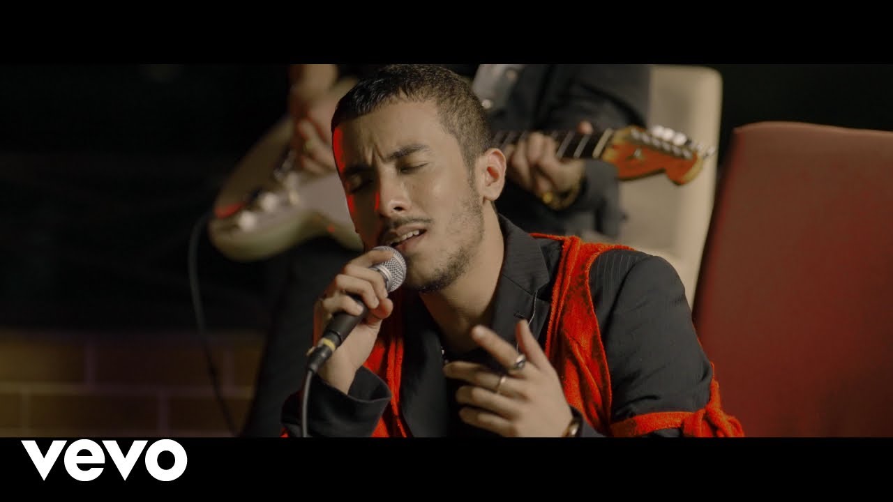 Aziz Hedra - no more you and i (Live Session @ Lesson EP Launch)