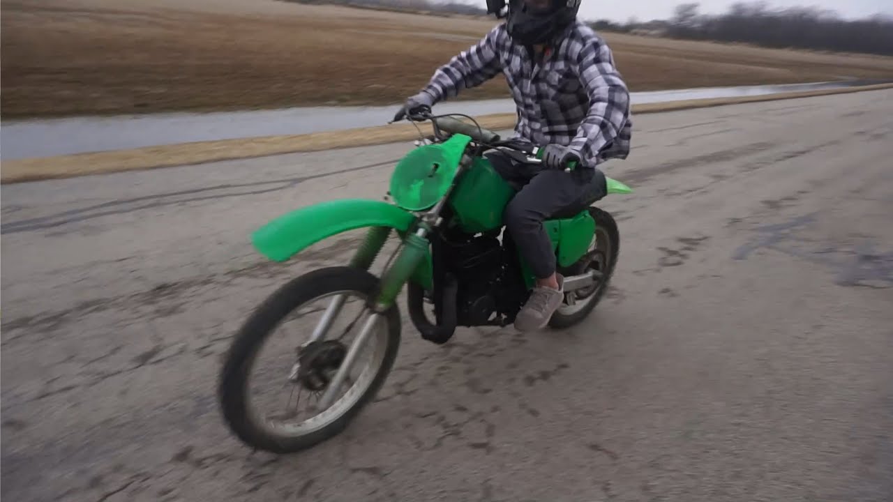 THE REAL WIDOW MAKER...Going Through Every Gear| Kawasaki Kx420 Dirt Bike (SKETCHY)