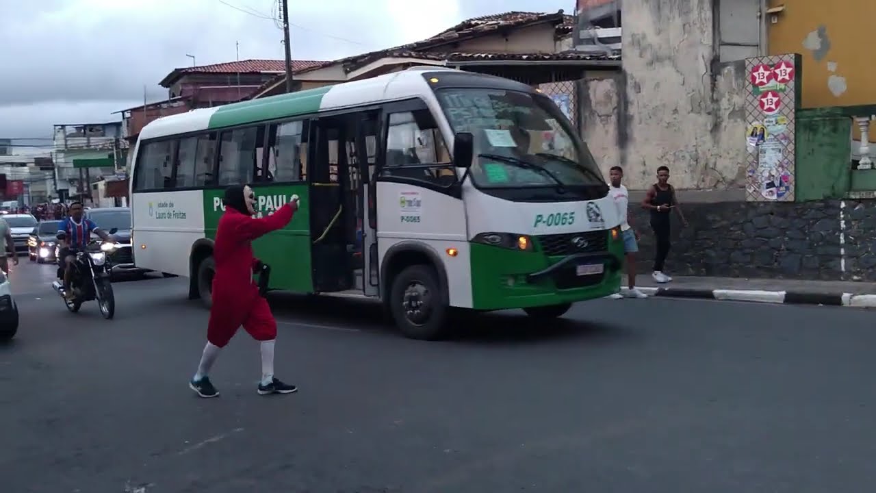 Caretas fora de época