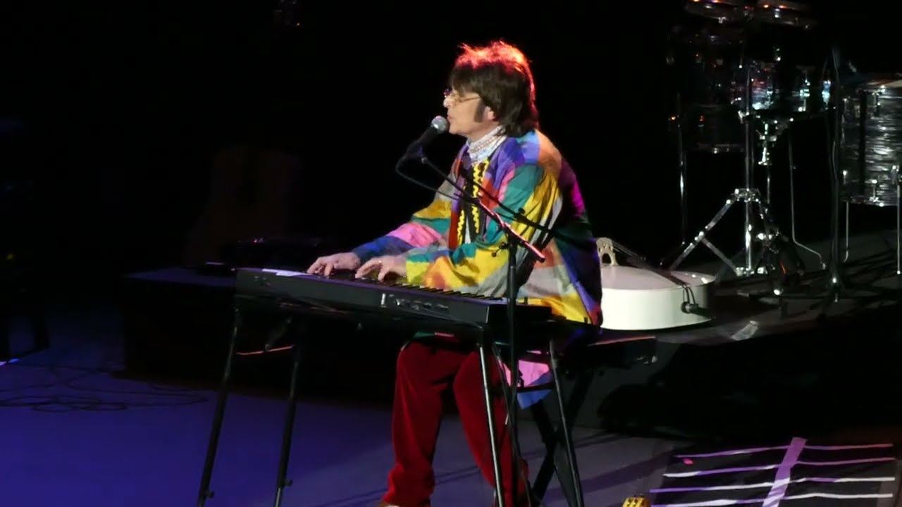 THE FAB FOUR (Beatles Tribute) - 