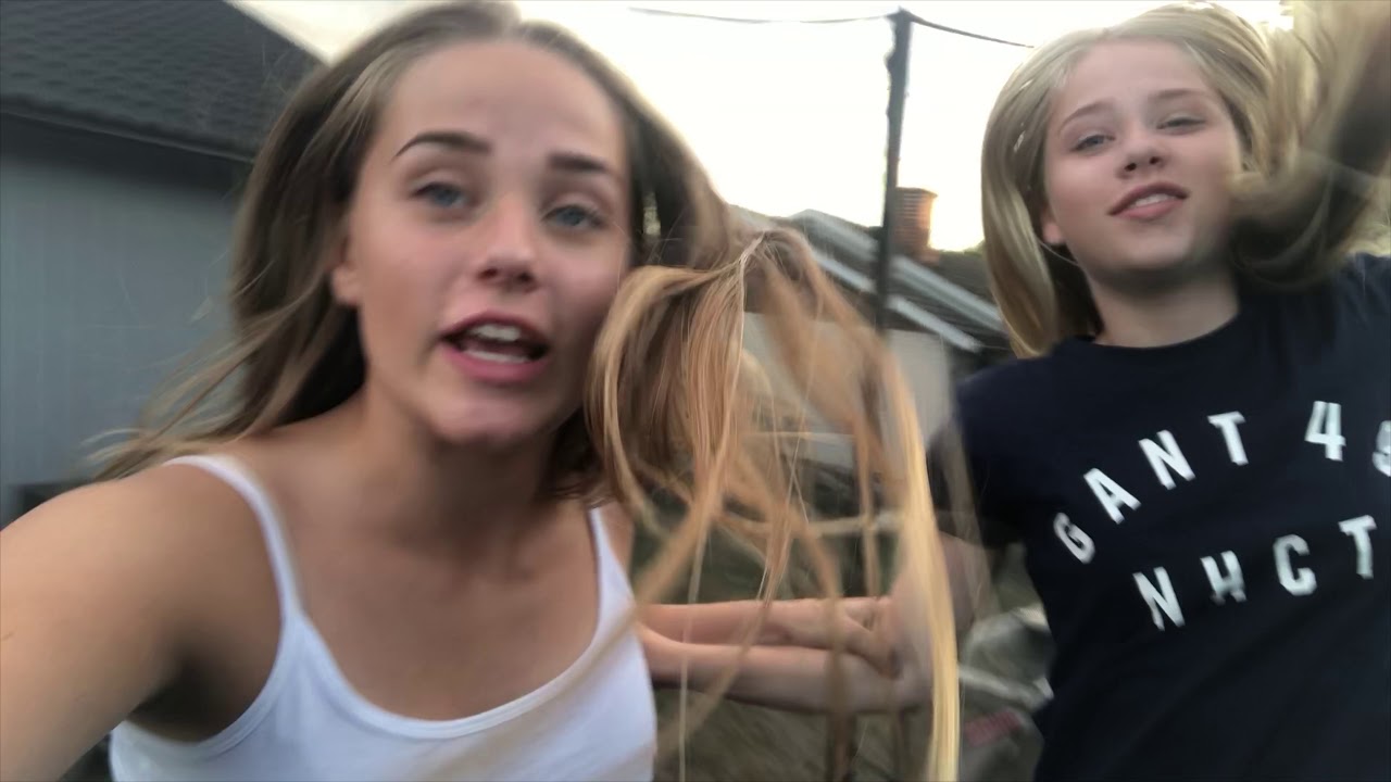 SLEEPOVER PÅ STUDSMATTAN || NATTVLOGG
