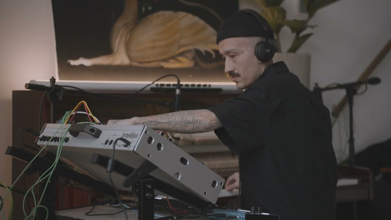 Improvised Sessions II: Stillness in C