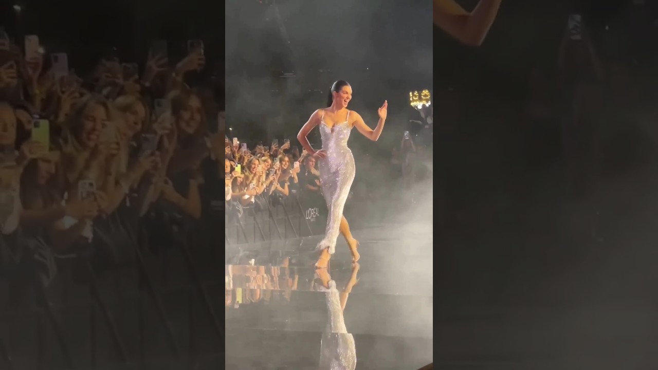 Kendall Jenner's Ramp walk at LOreal Paris fashion show Under Eiffel tower 🗼😍