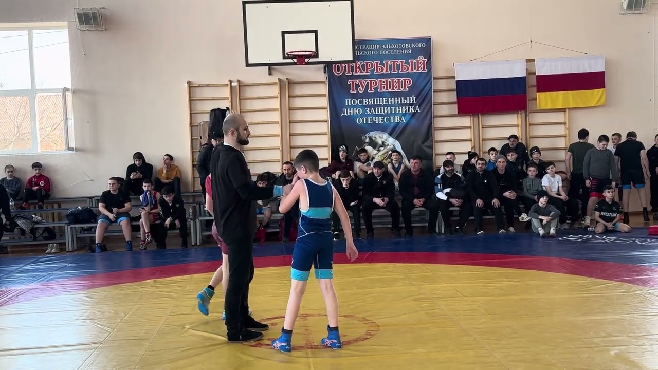 Боцазов Азамат первые соревнования)))