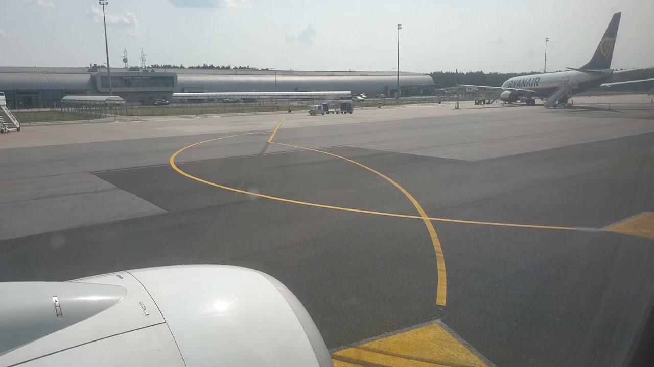 Ryanair Boeing737-800 Depature from Modlin  EPMM - Taxi and takeoff - 2021-07