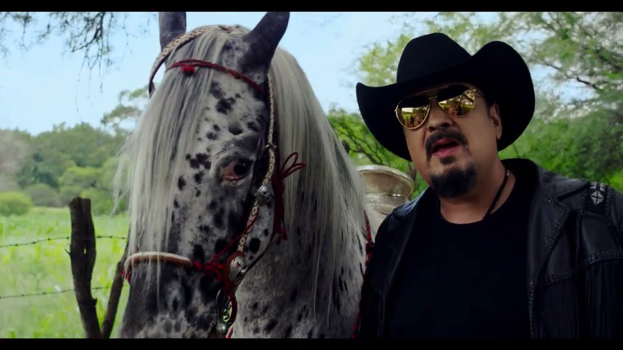 El Anticuado - Pepe Aguilar (Video Oficial)