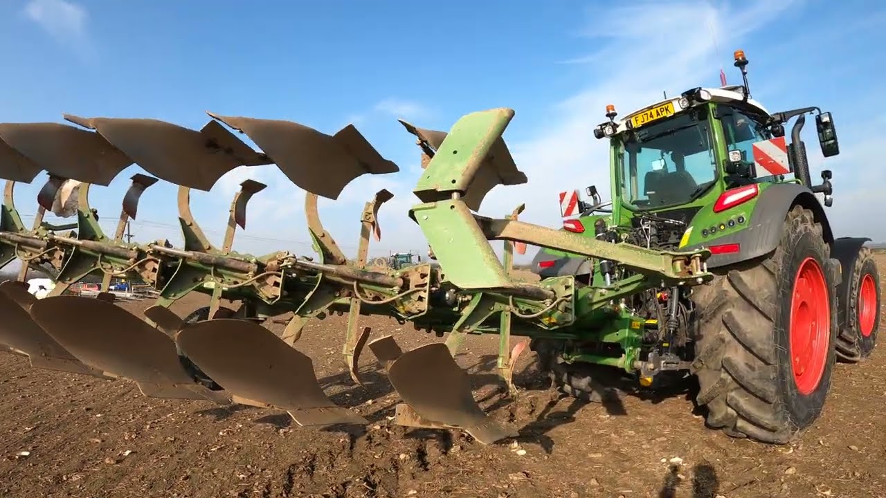 2024 Fendt GEN 7 728 Vario Profi Plus 7.5 Litre 6-Cyl Diesel Tractor 283/303HP North Notts Ploughing
