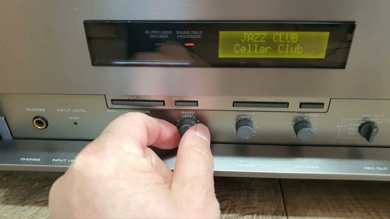 YAMAHA AVX-2200 DSP