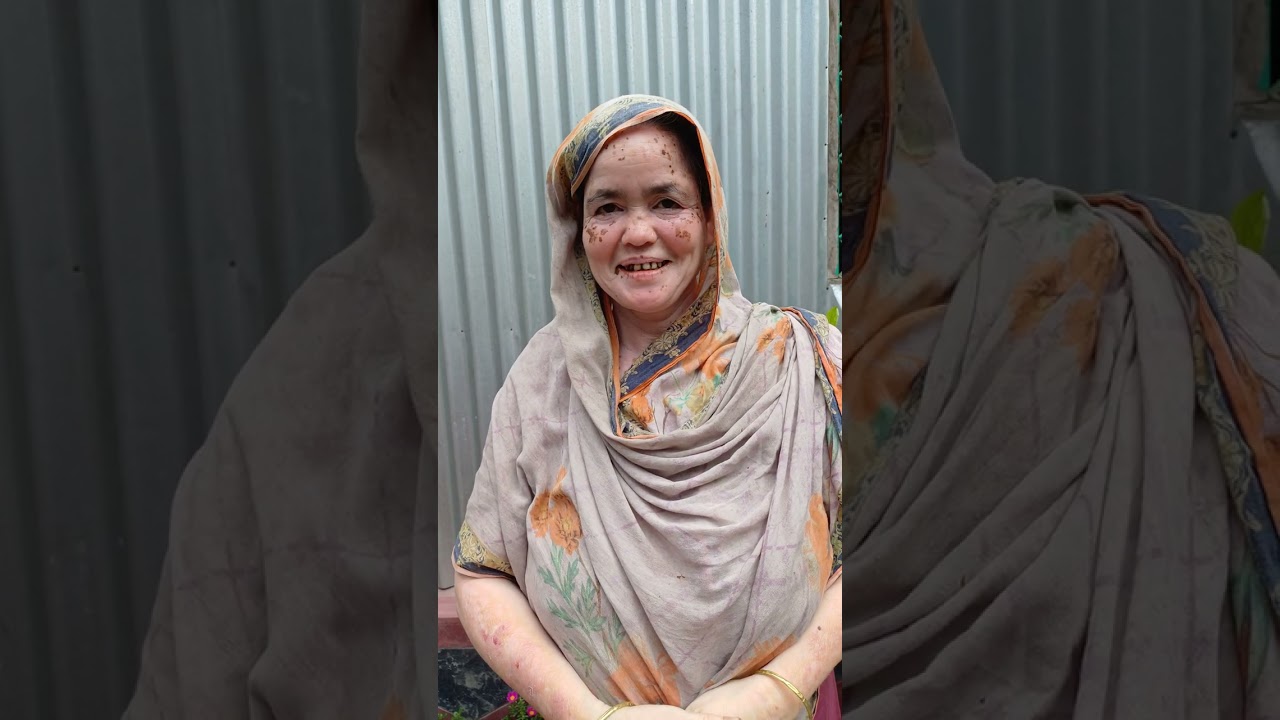 সারা বাংলাদেশের মানুষের কাছে এই আন্টির একটা আবেদন।