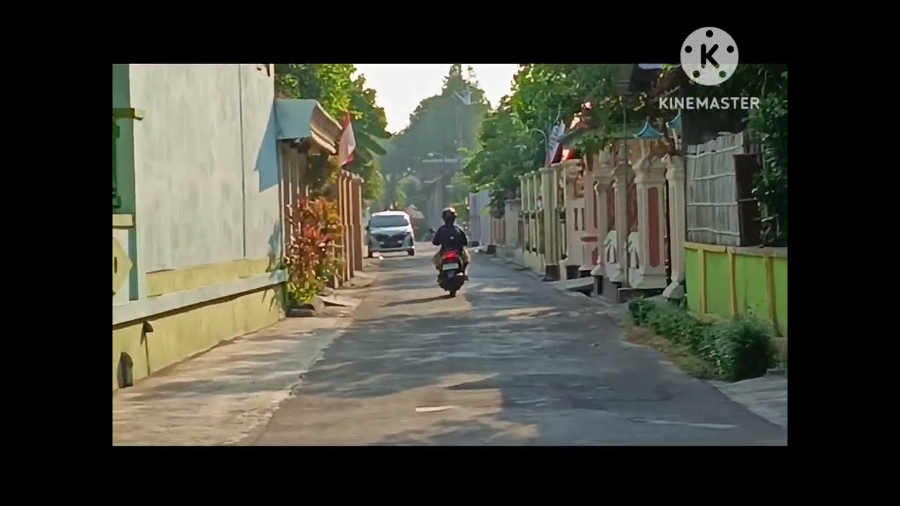Dijual Rumah cantik berada dilingkungan yg Bersih rapi dan nyaman. luas 340 m² hrg 650jt. strategis