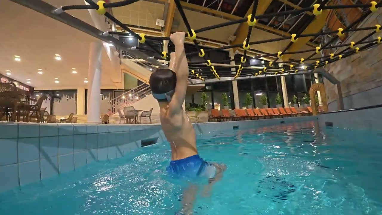 Canyon Wild River Water Slide Aquapalace Praha drive , waterpark , watertube , waterride , 2025/6