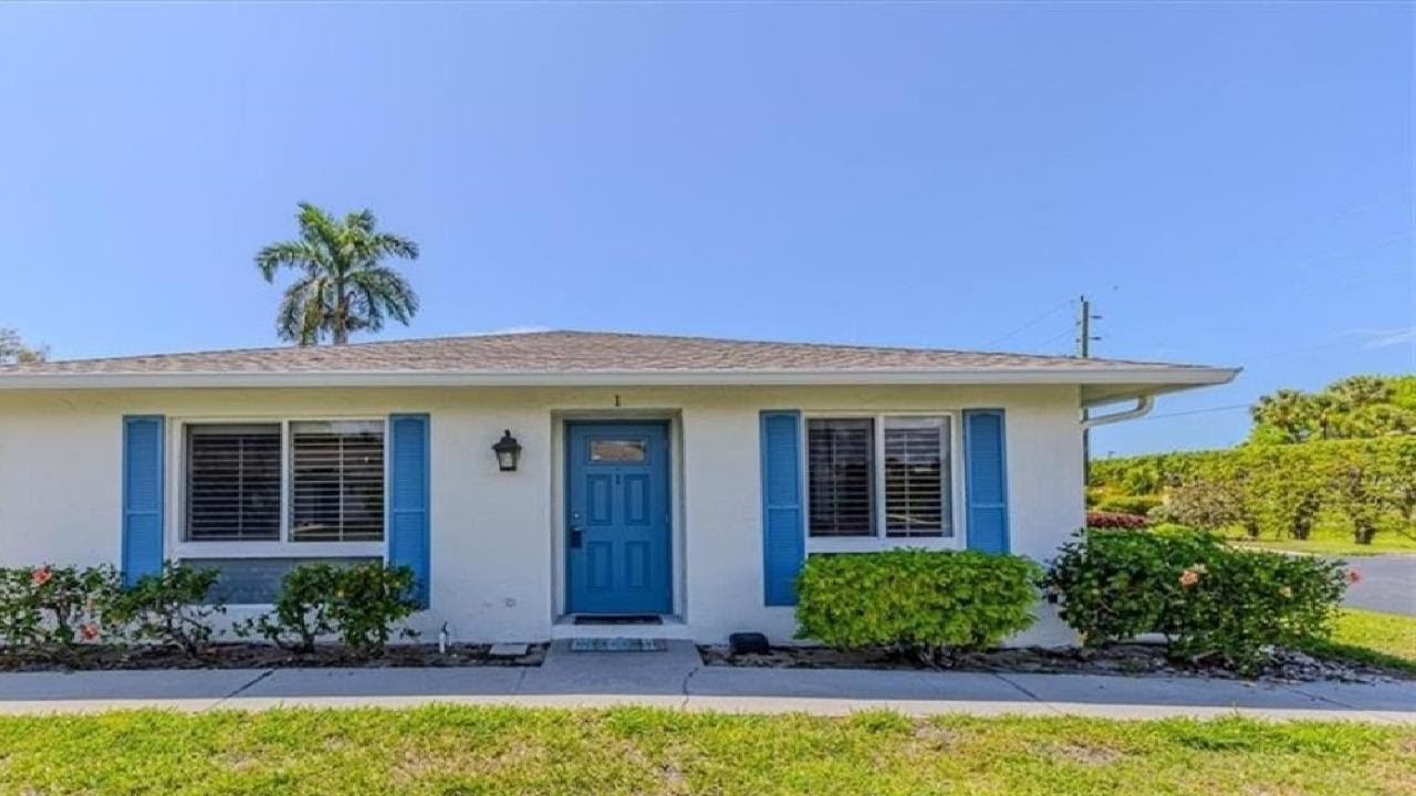 You Can Live in Naples for $249K! ⛳️| Glades Country Club Naples Florida | Golf Bundled