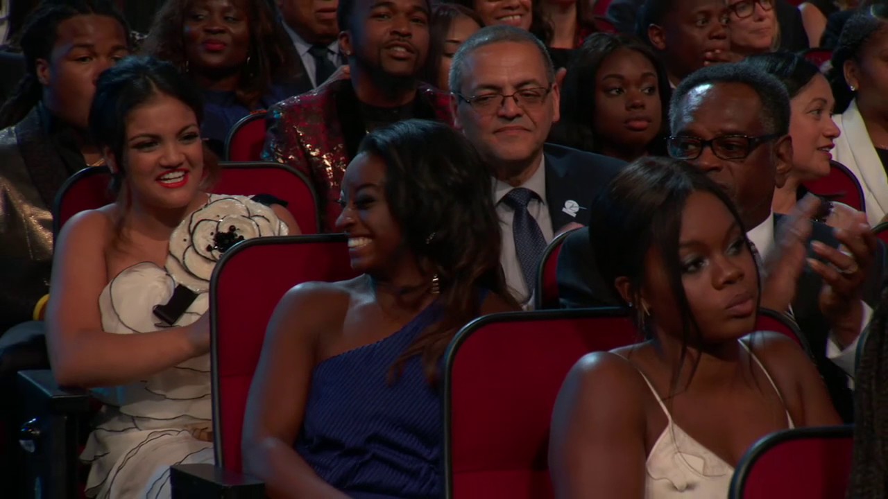 Peyton's got jokes at the ESPYS
