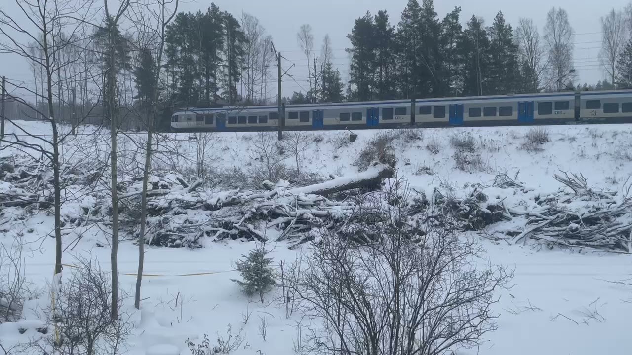 ЭПр-003 едет по перегону Колодищи-Городище
