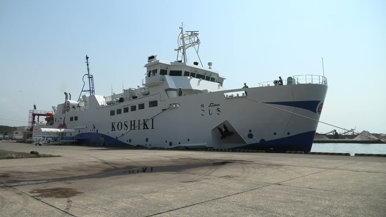 【4K動画】甑島フェリー結Lineこしき串木野新港から出港