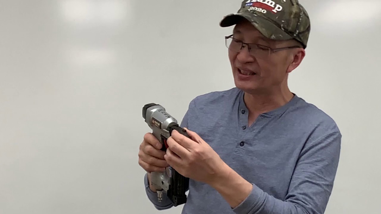 关于U型钉钉枪和针枪__如何选择和使用钉枪Nail guns or nailers （六）？ How to  use nail gun for U shaped nails？（6）美国建筑装修小知识
