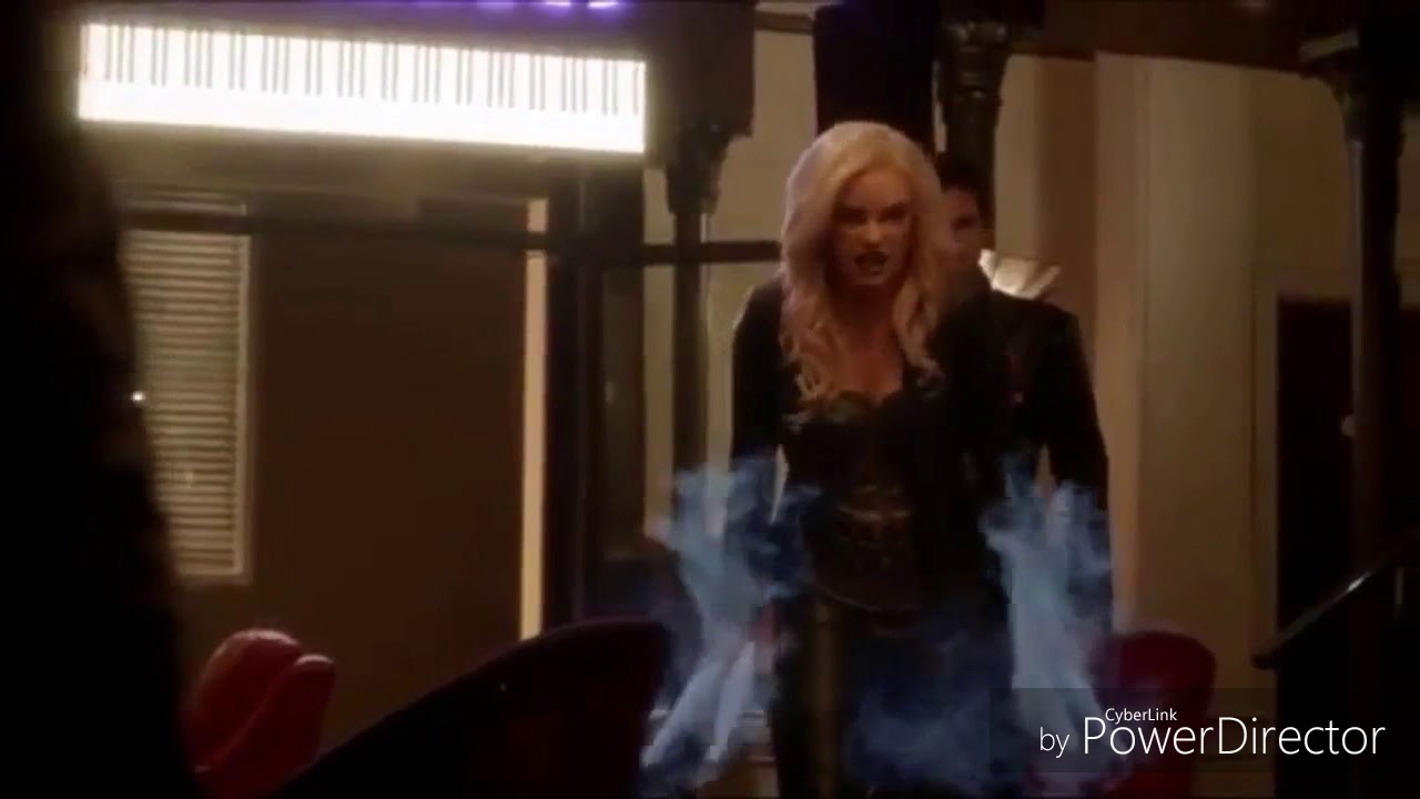 Killer frost ~~Caitlin Snow ~~ So Cold
