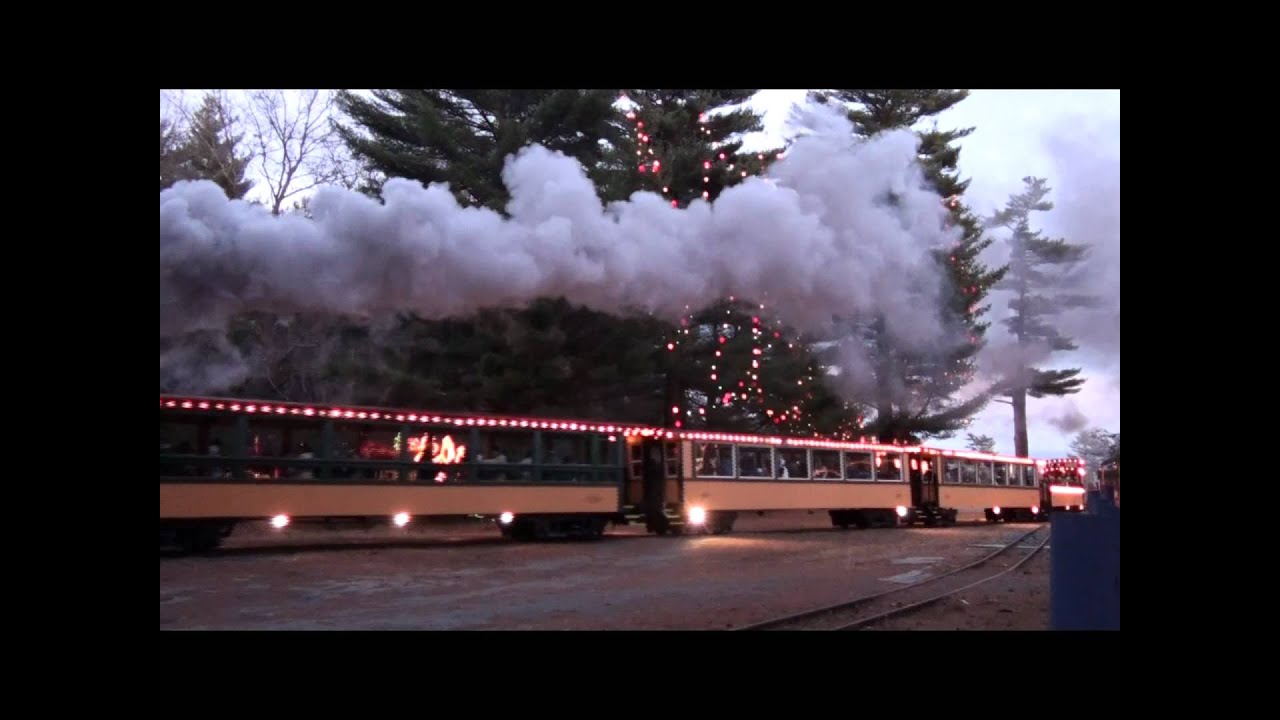 HD: Steam Returns to Edaville During 2010 Festival of Lights