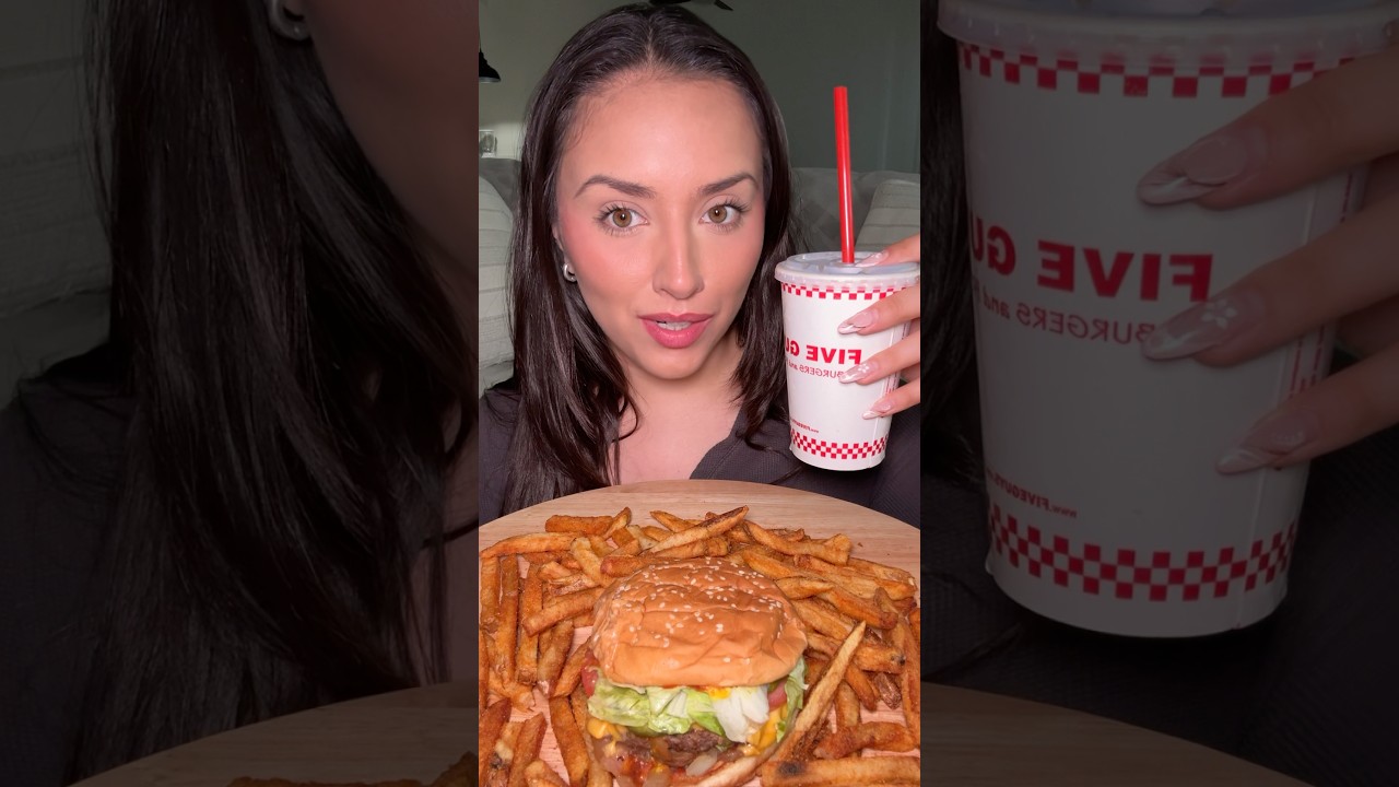 FIVE GUYS BURGERS MUKBANG 🍔🍟#fiveguys #burgers #fries #mukbang #eating #foodie #shorts