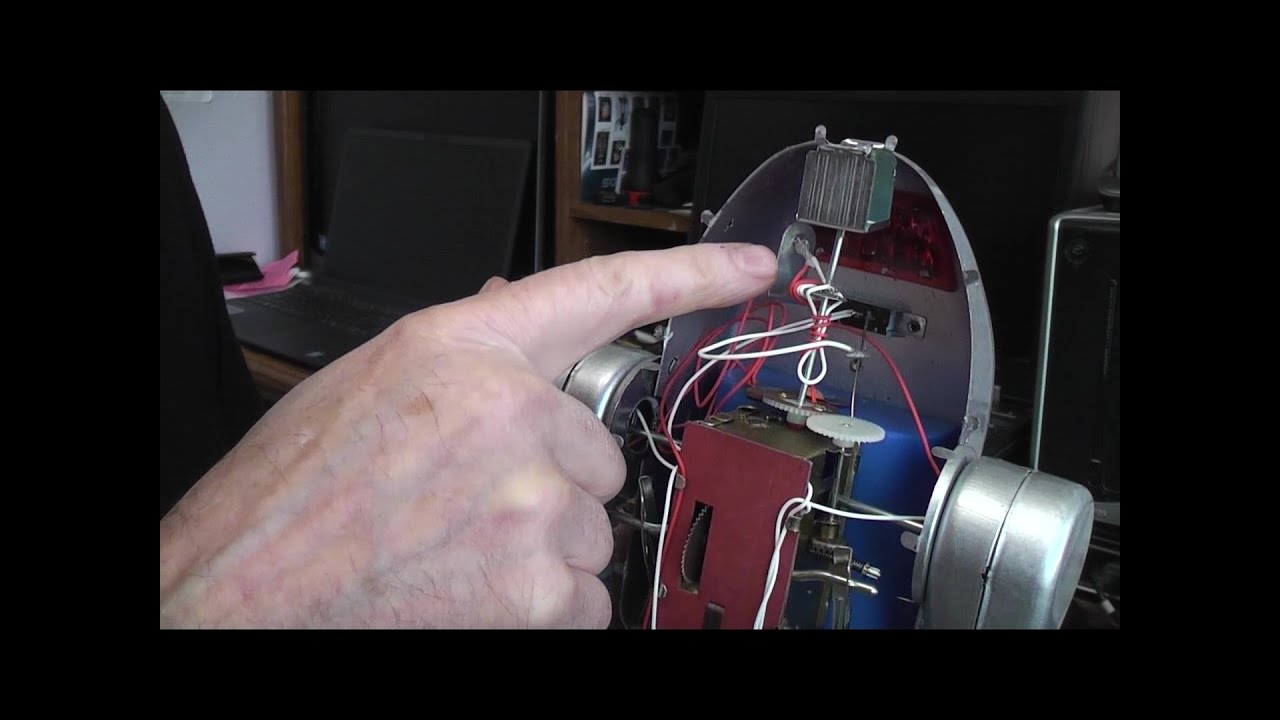 Let's take apart a China Thunder robot & see how it works / repair it.