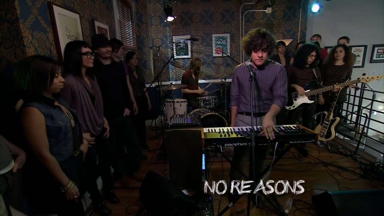 VEGA - No Reasons (Live Performance on Dinner With The Band, 2010)