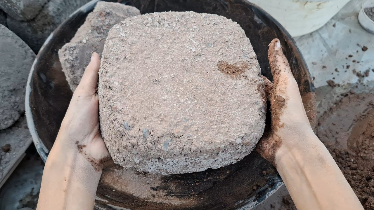 New video brown multi gritty sand water&dry crumbling satisfying