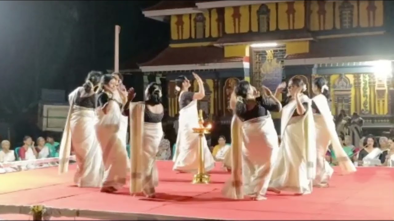 Traditional Thiruvathirakali @ Muthuvara Shiva Temple