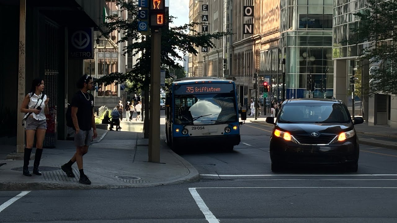 STM bus ride on 35 Griffintown part 2(29-054)